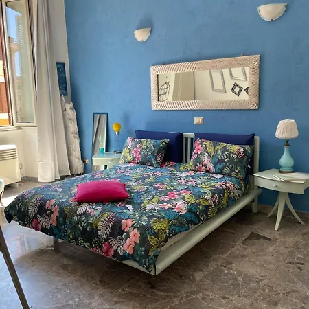 Pensión Sweet Vatican