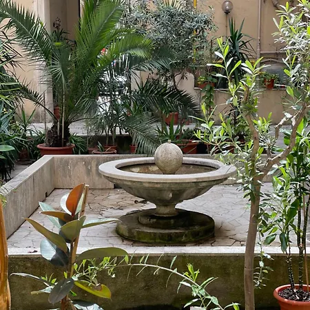 Pensión Sweet Vatican